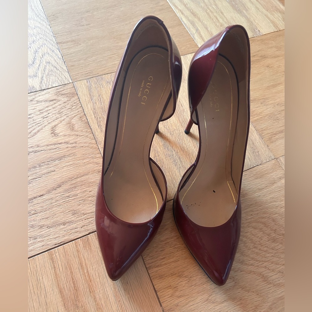 Gucci Amara wine red patent heel. Size 39.